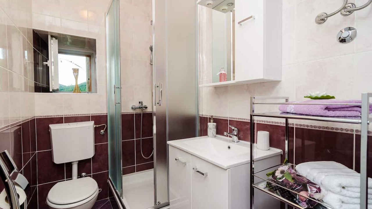 Photo of Bathroom in Podgora