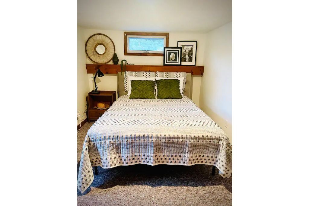 Photo of Bedroom in Lakeside