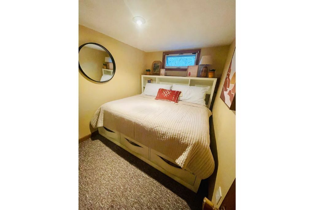 Photo of Bedroom in Lakeside
