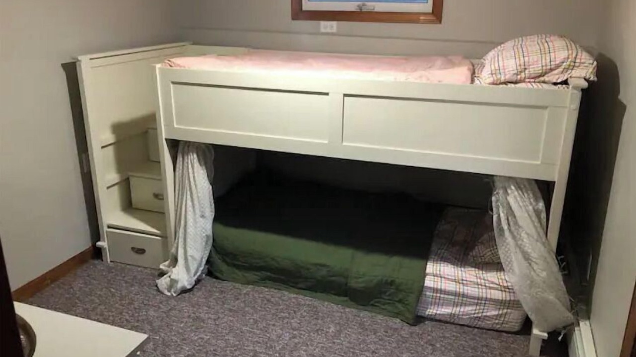 Photo of Bedroom in Lakeside