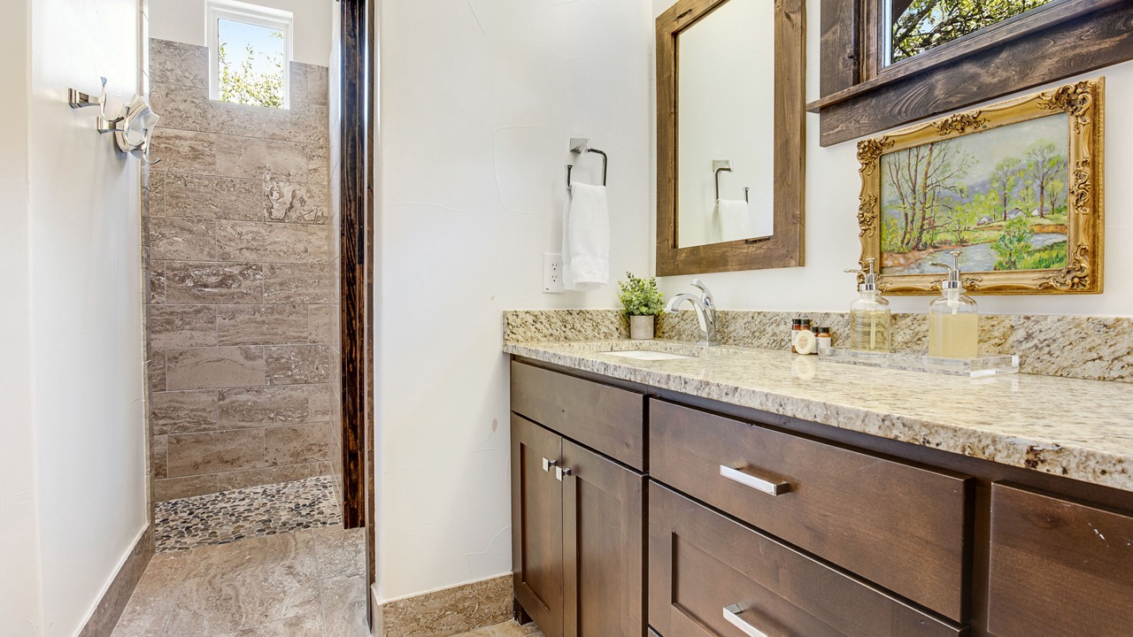 Photo of Bathroom in Spicewood