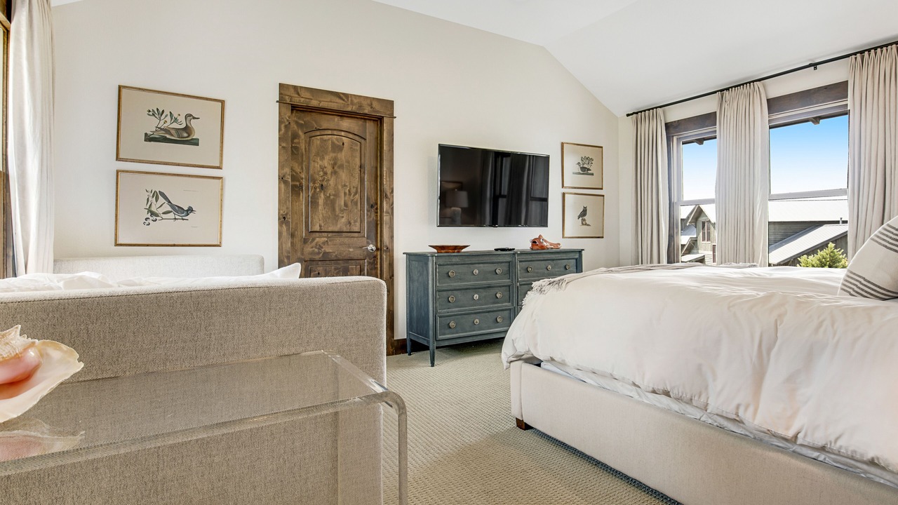 Photo of Bedroom in Spicewood
