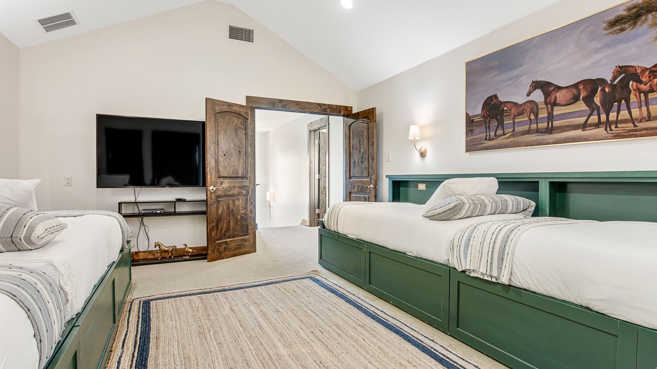 Photo of Bedroom in Spicewood