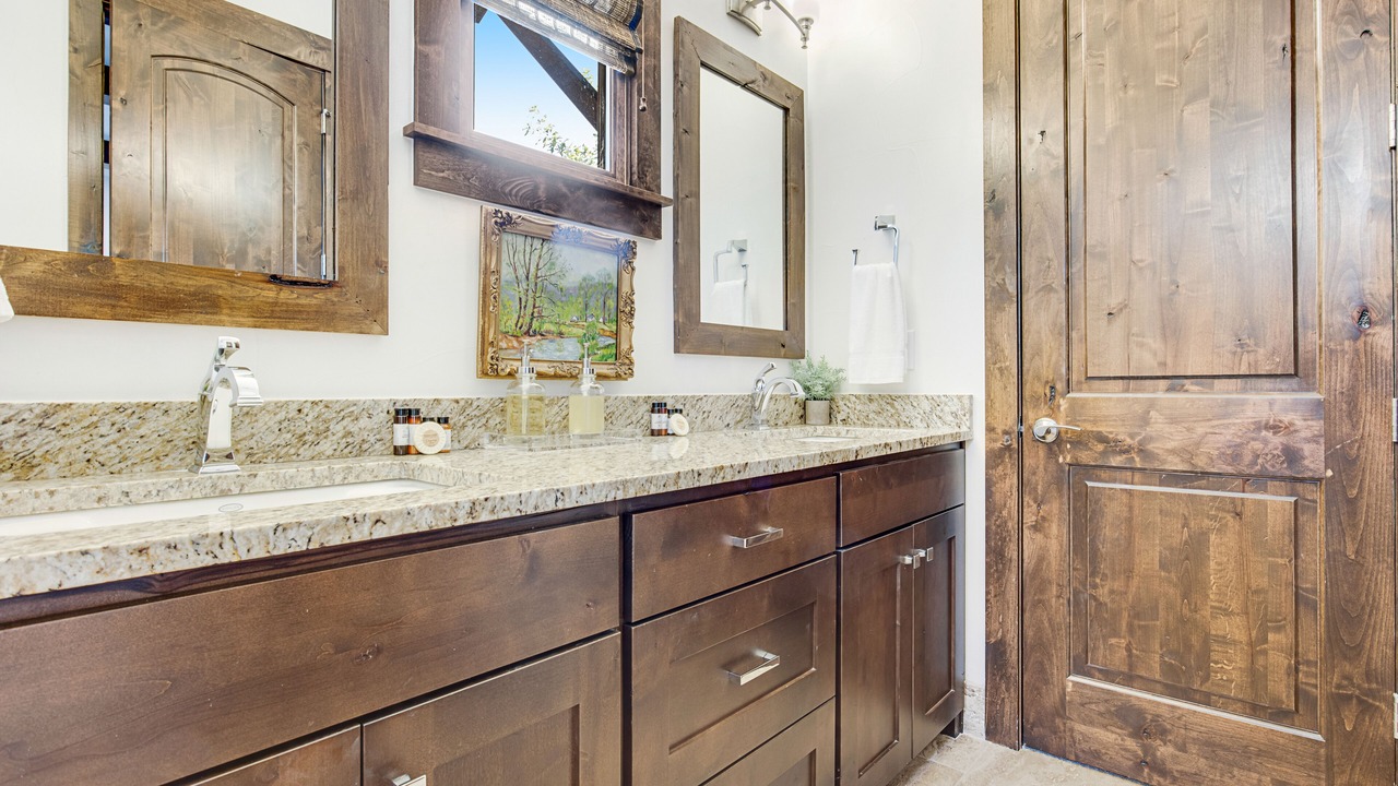 Photo of Bathroom in Spicewood