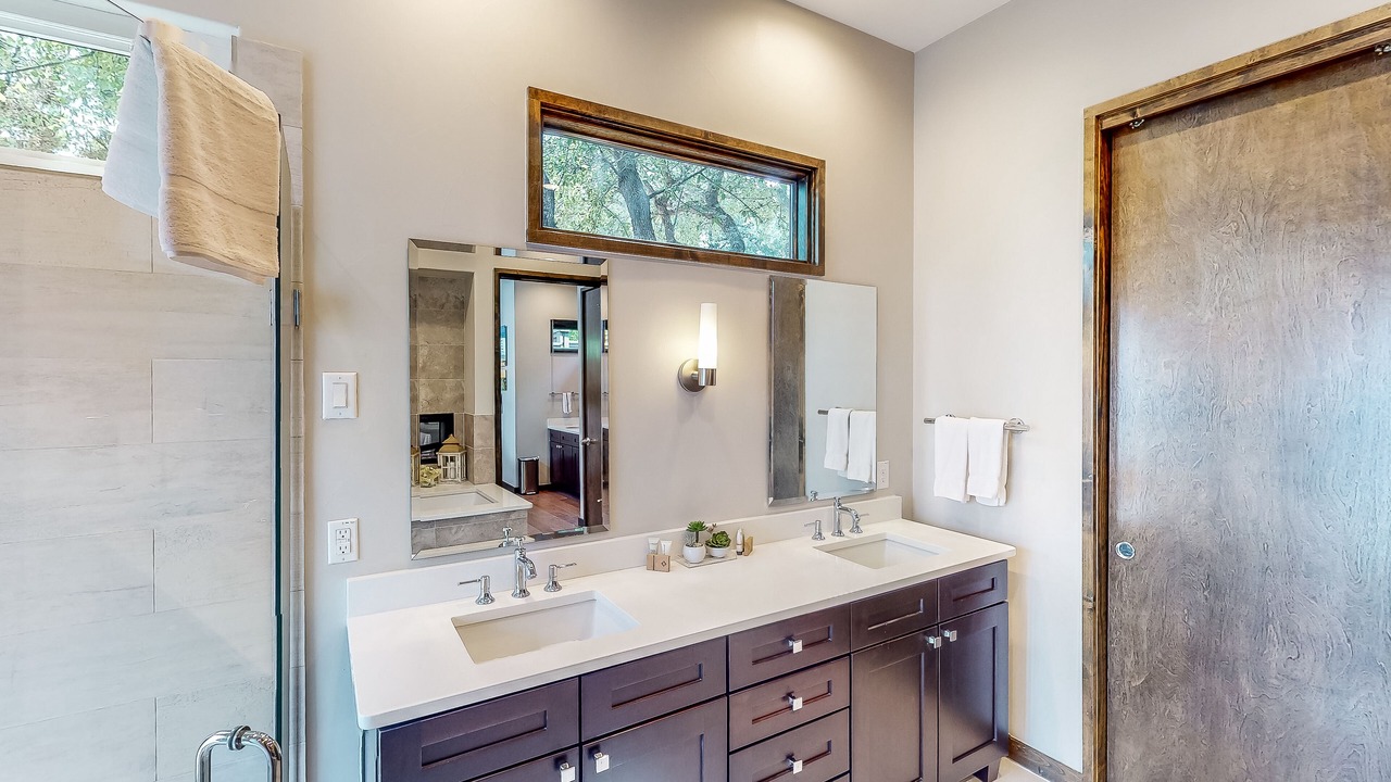 Photo of Bathroom in Spicewood