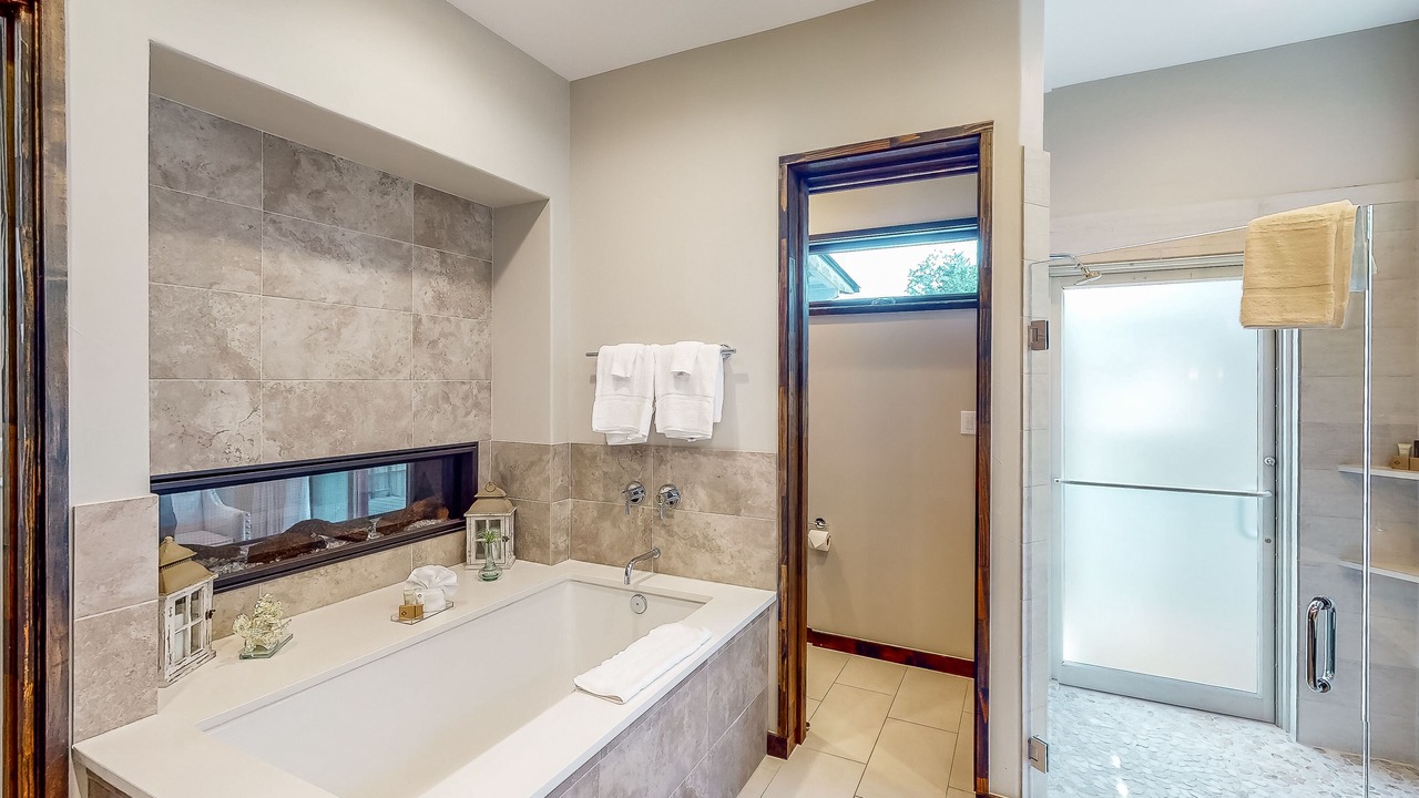 Photo of Bathroom in Spicewood