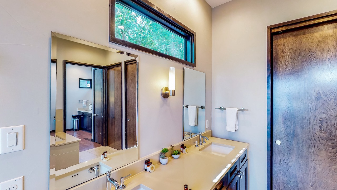 Photo of Bathroom in Spicewood