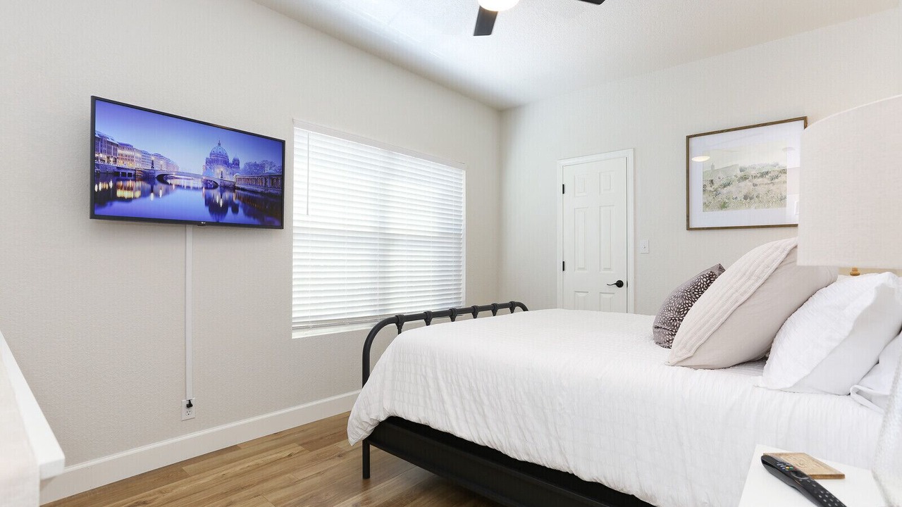 Photo of Bedroom in Medina Valley