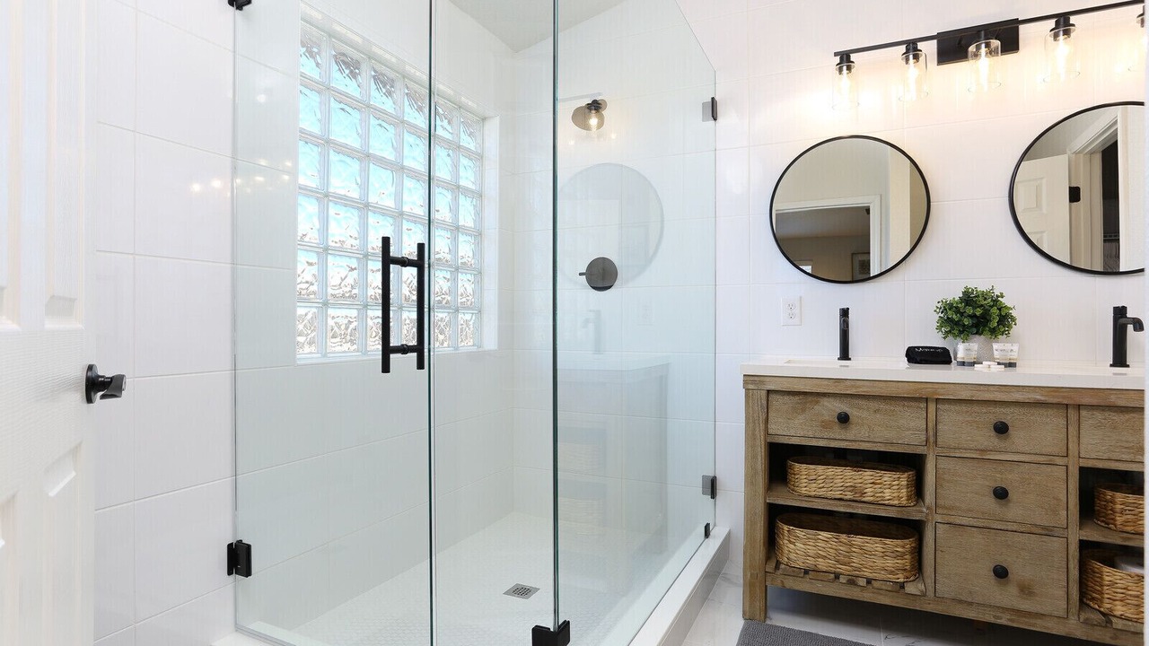 Photo of Bathroom in Medina Valley