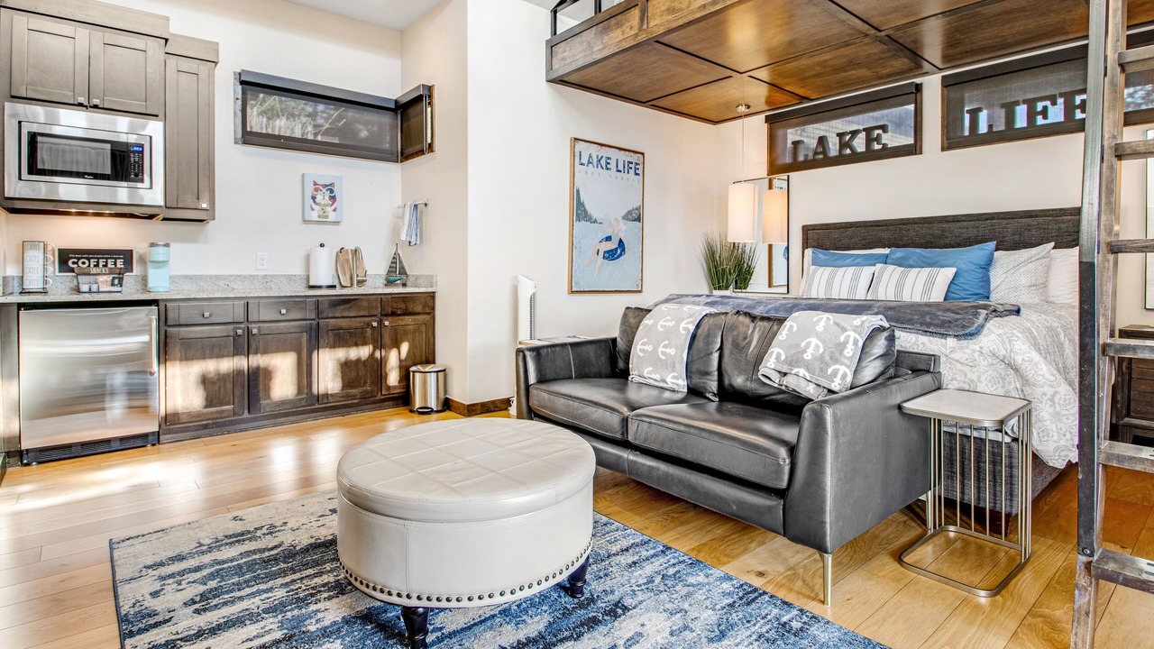 Photo of Livingroom in Spicewood