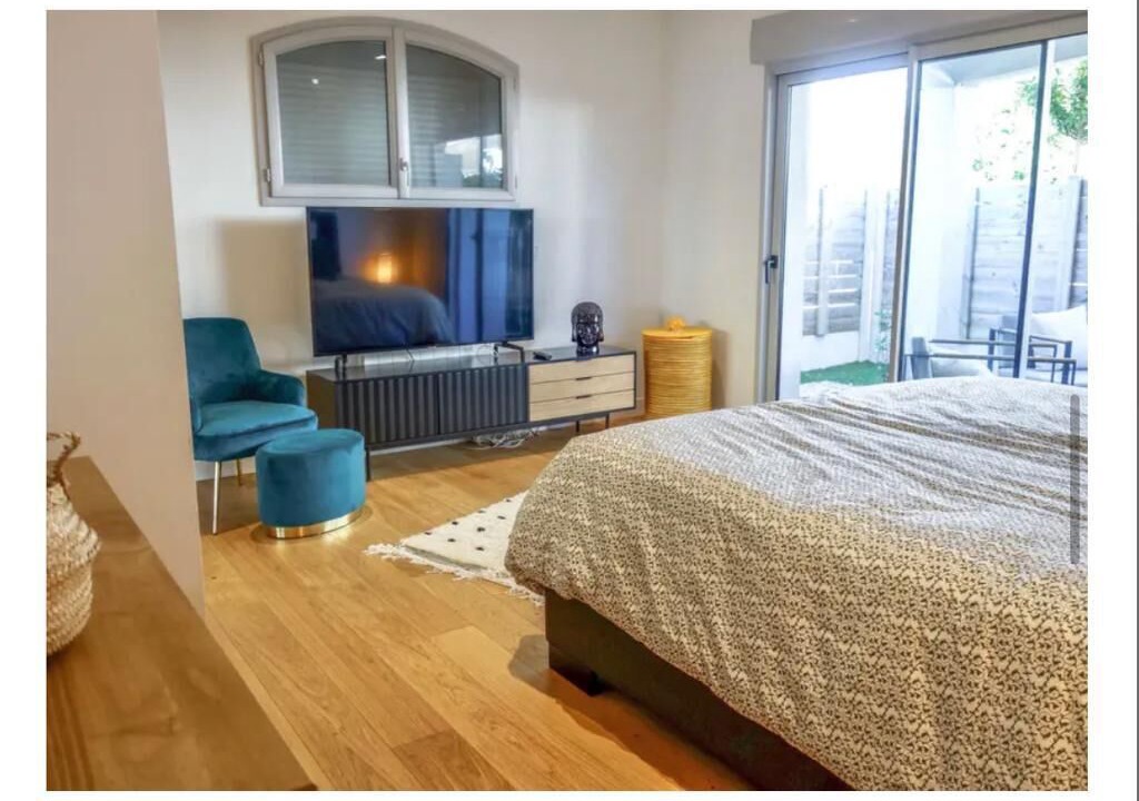 Photo of Bedroom in La Teste-de-Buch