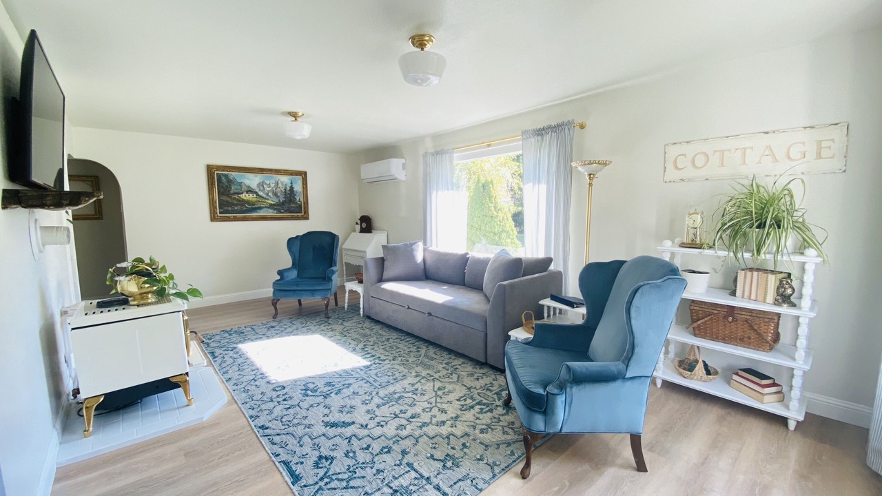 Photo of Livingroom in Stites