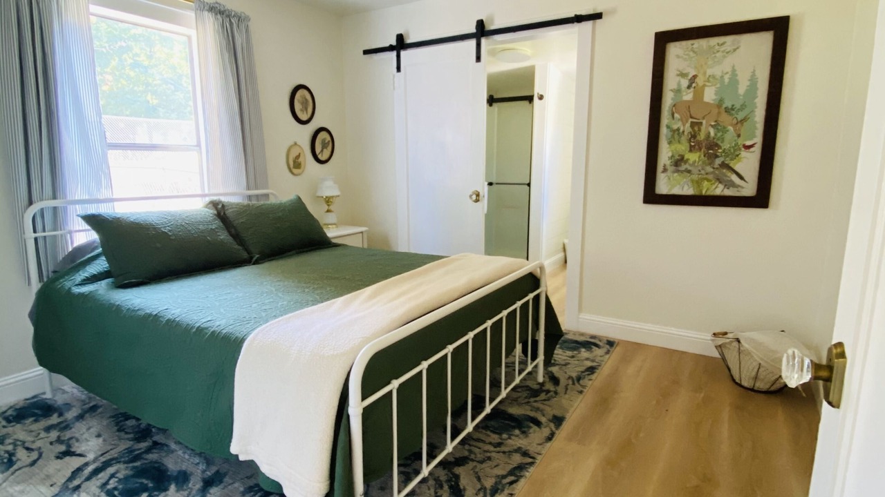 Photo of Bedroom in Stites