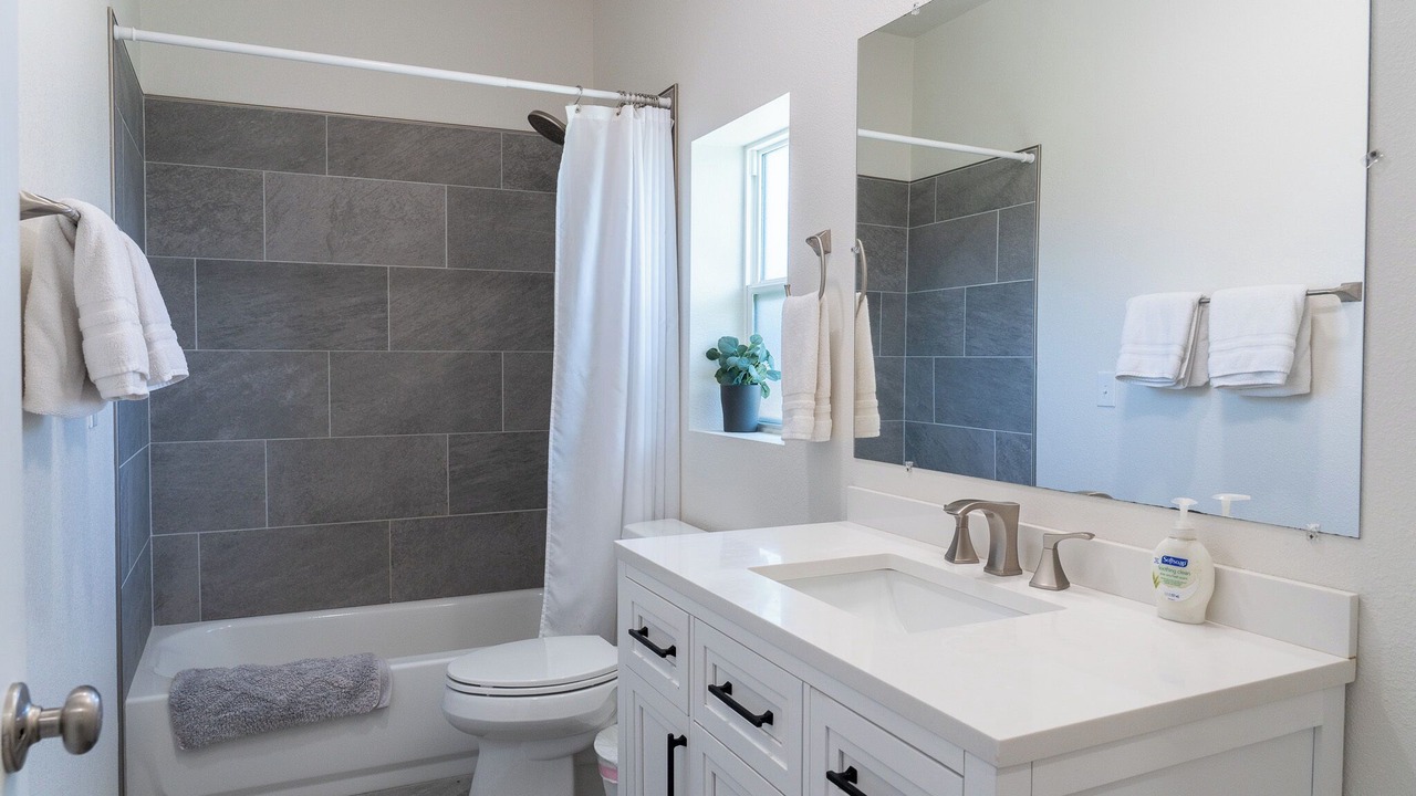 Photo of Bathroom in Crescent City North