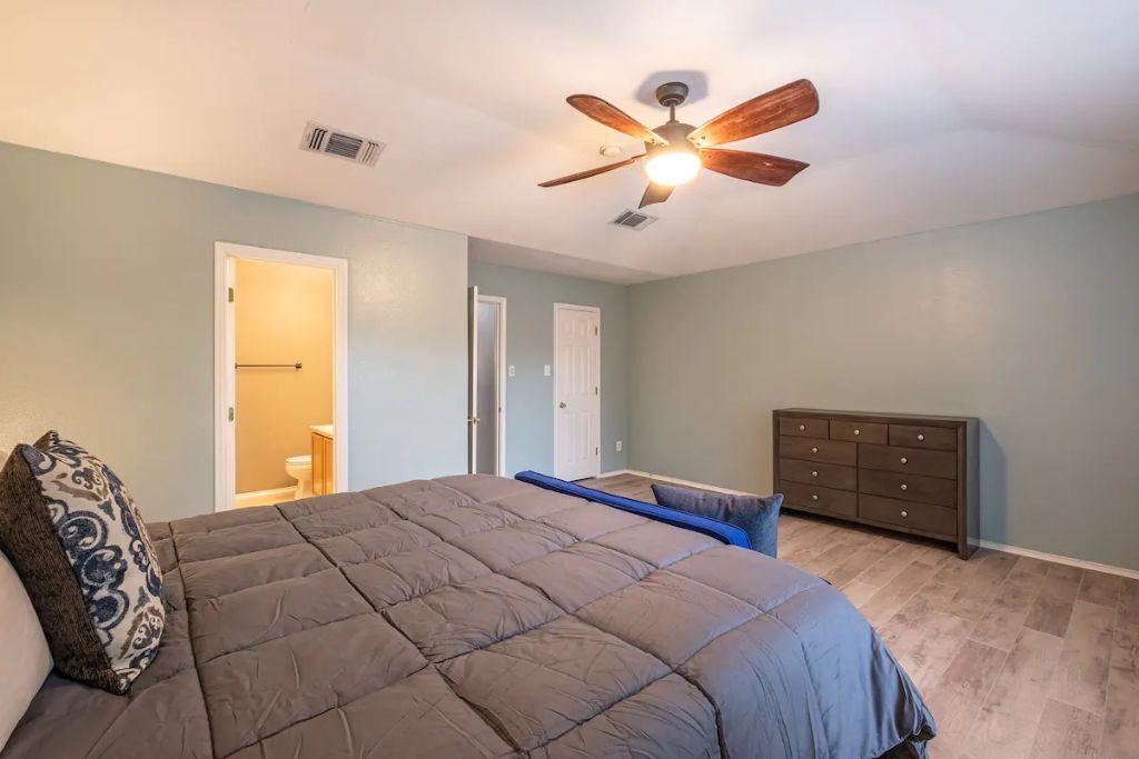 Photo of Bedroom in Heritage