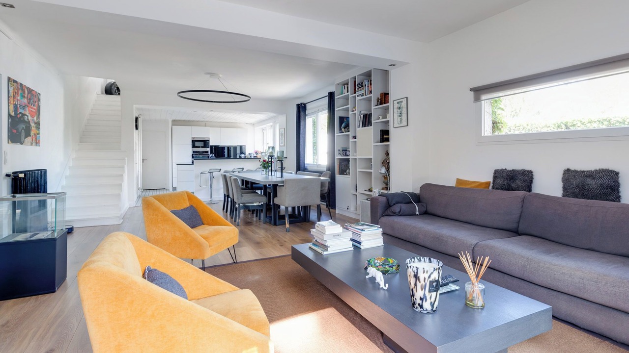 Photo of Livingroom in Joncours-Proce