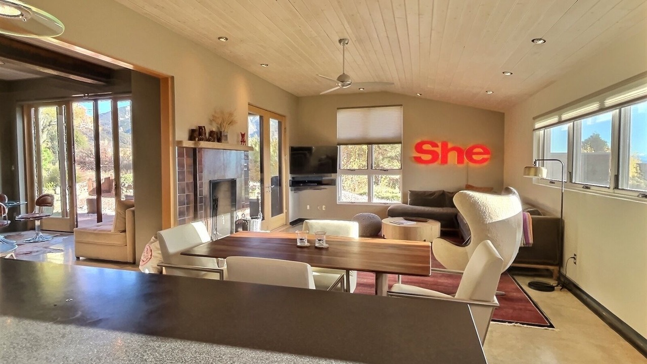 Photo of Bedroom in Arroyo Seco