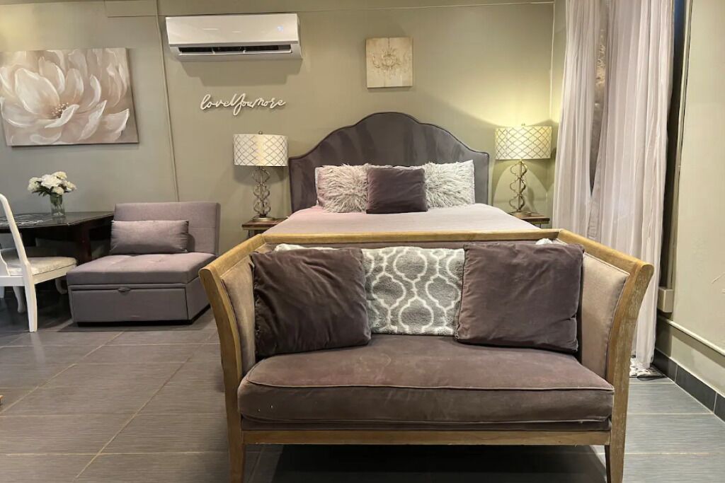 Photo of Livingroom in Roswell