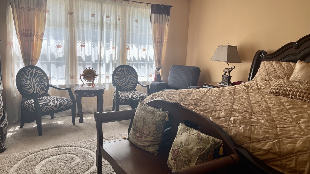 Photo of Bedroom in Neabsco