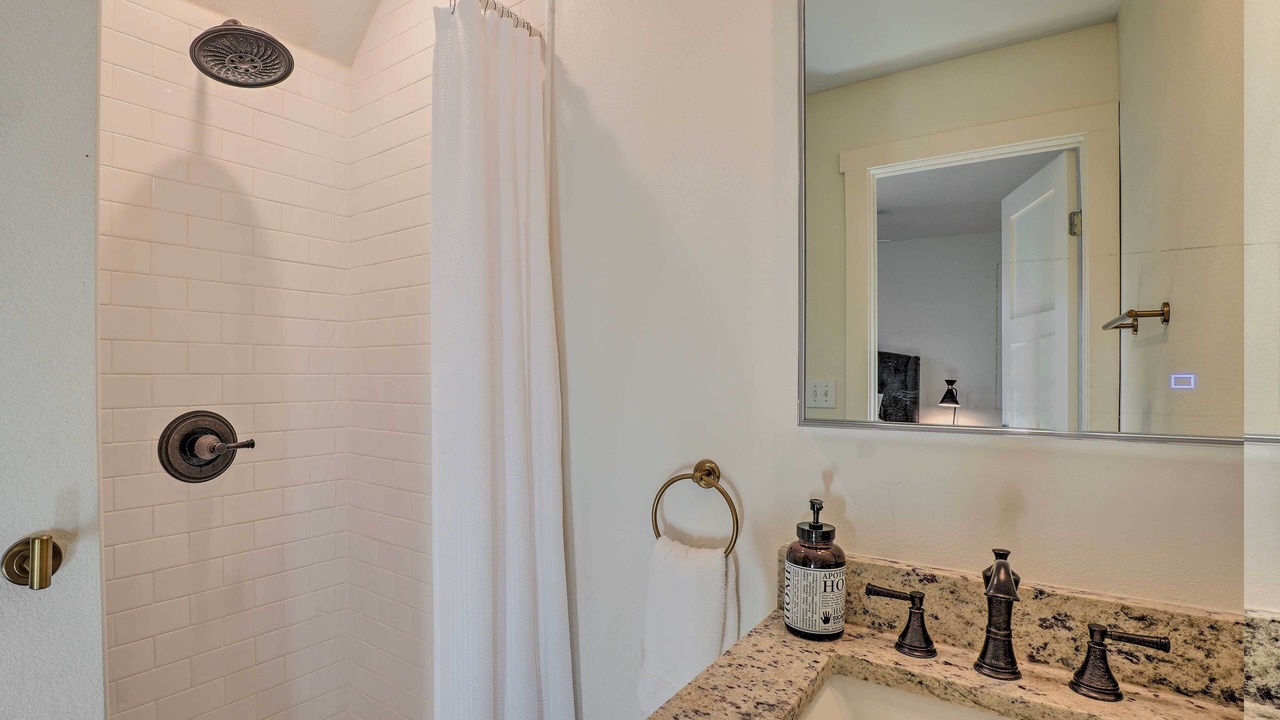 Photo of Bathroom in Eagle Rock