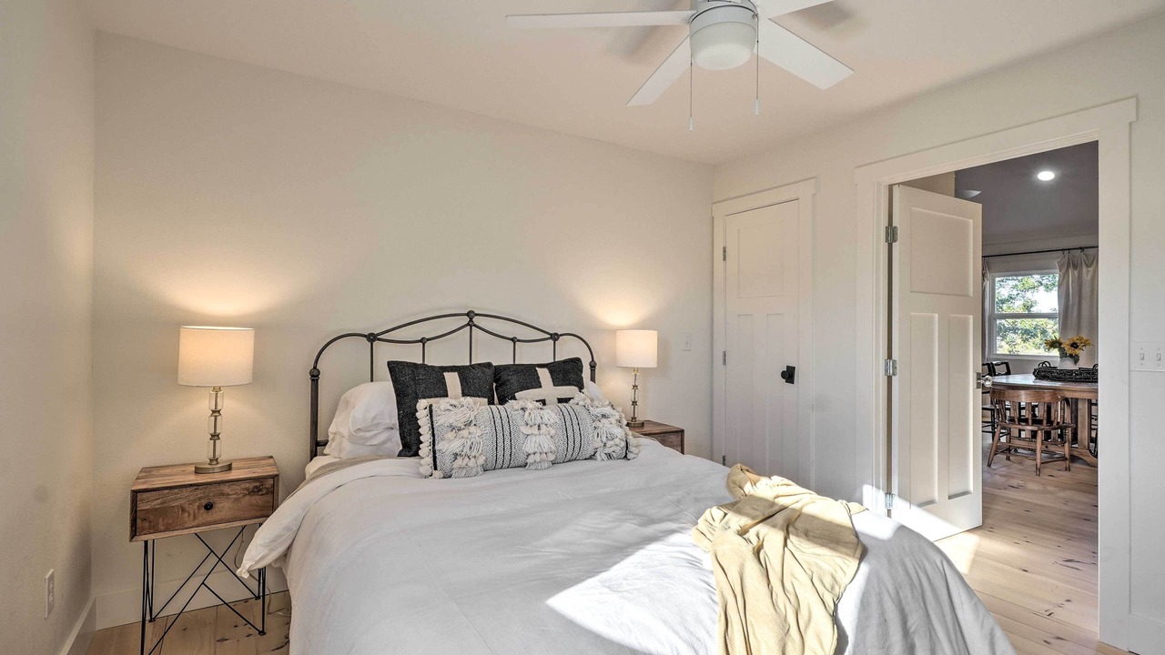 Photo of Bedroom in Eagle Rock