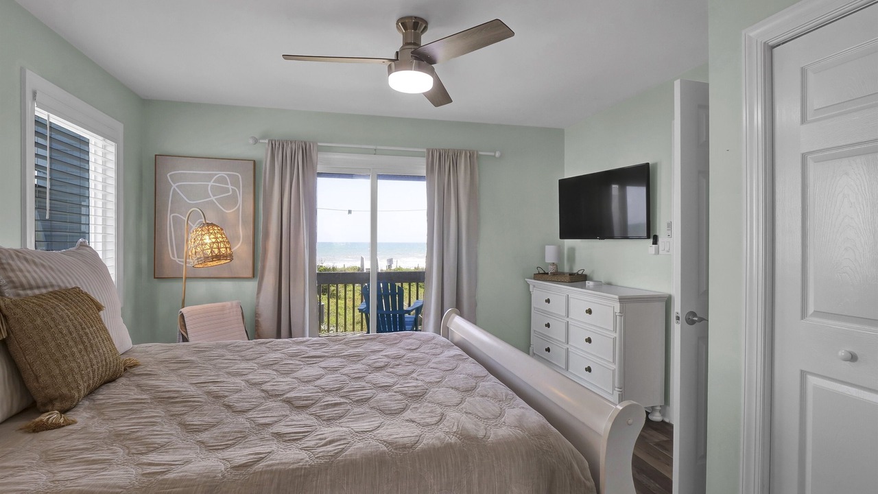 Photo of Bedroom in Village of Stump Sound