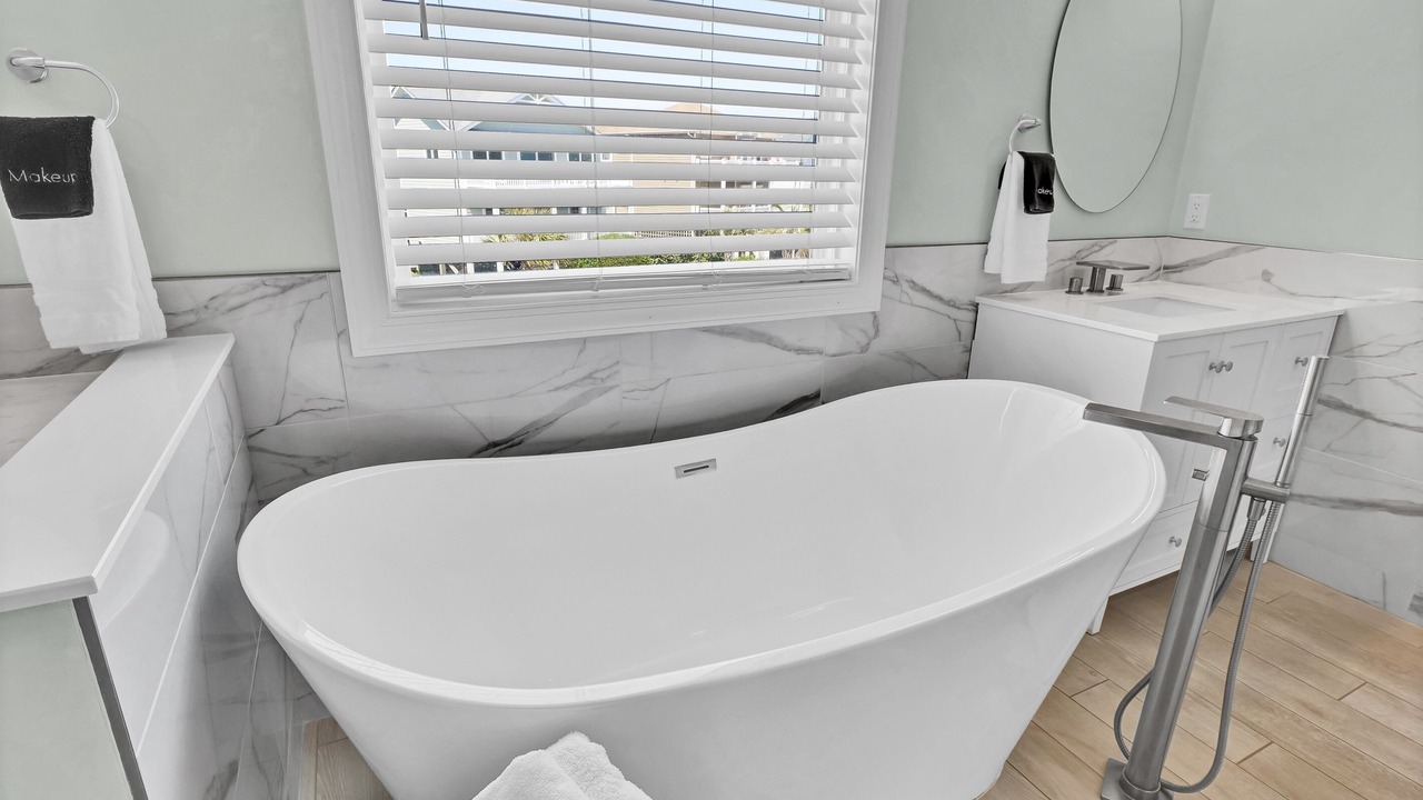 Photo of Bathroom in Village of Stump Sound
