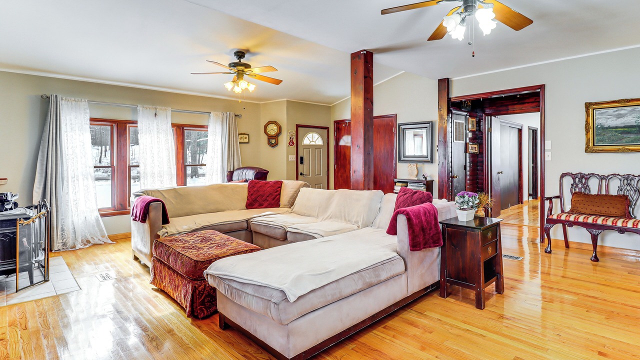 Photo of Bedroom in Tannersville