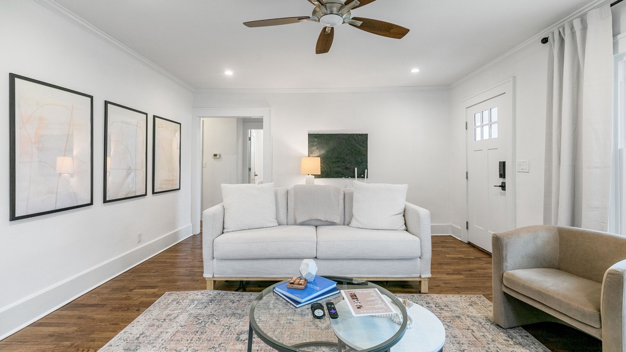 Photo of Livingroom in Fayetteville