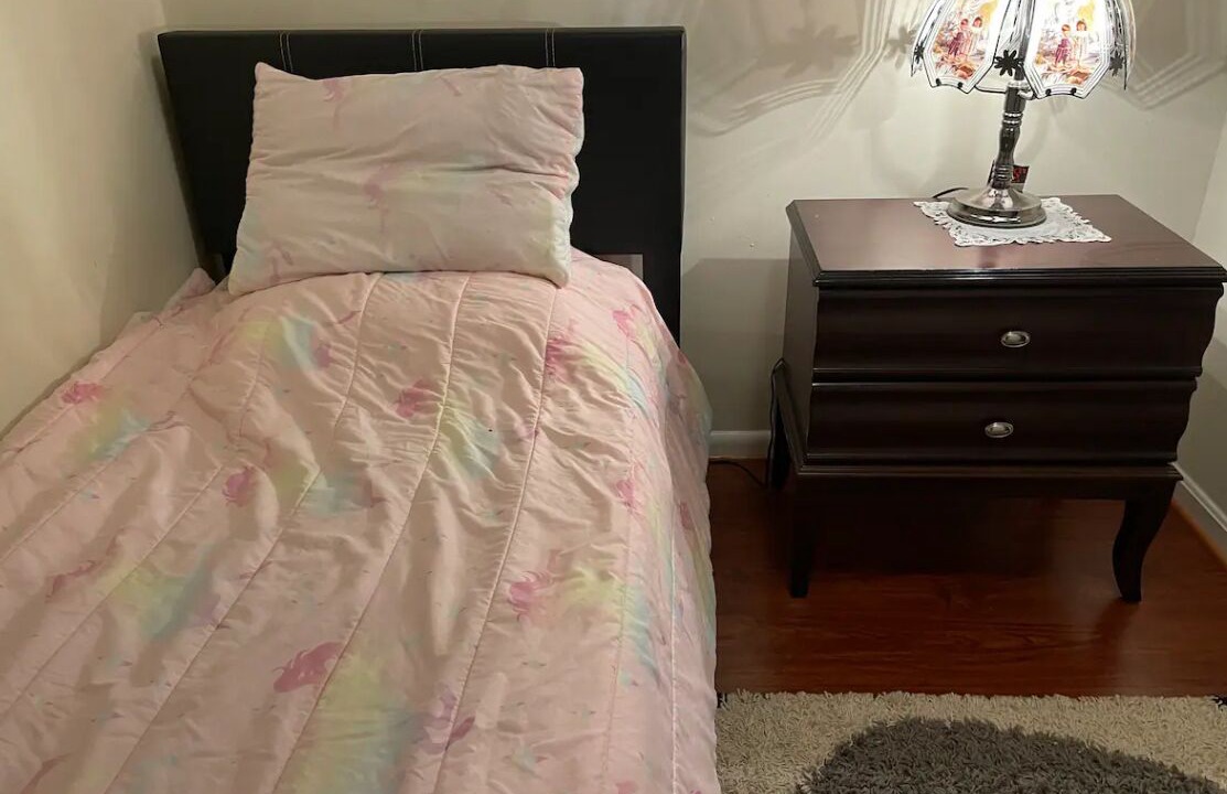 Photo of Bedroom in Neabsco