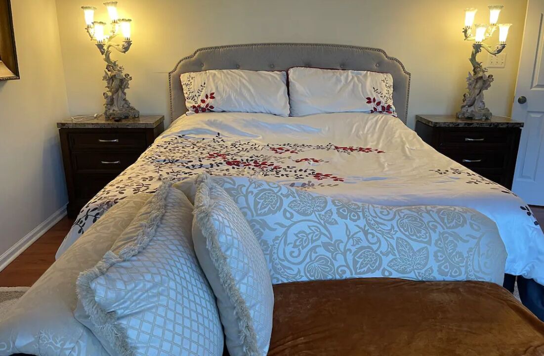 Photo of Bedroom in Neabsco