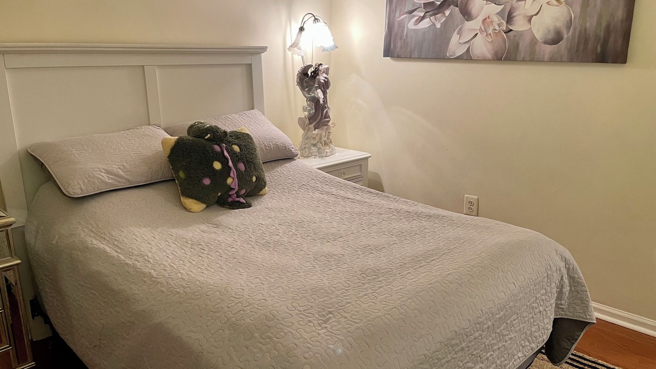 Photo of Bedroom in Neabsco