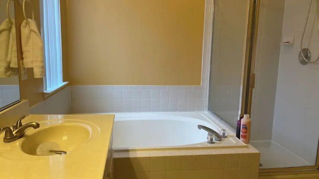 Photo of Bathroom in Neabsco