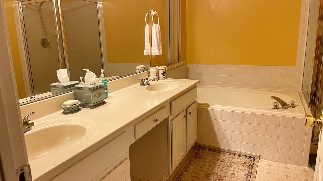 Photo of Bathroom in Neabsco