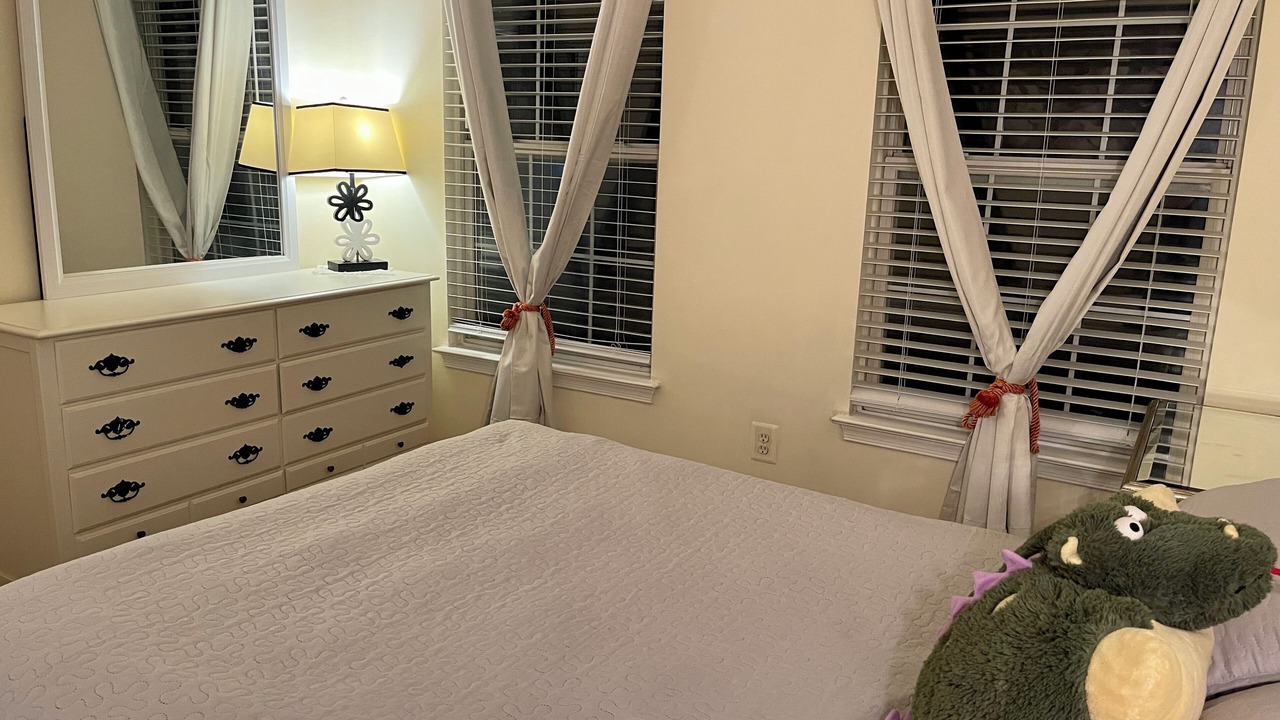 Photo of Bedroom in Neabsco