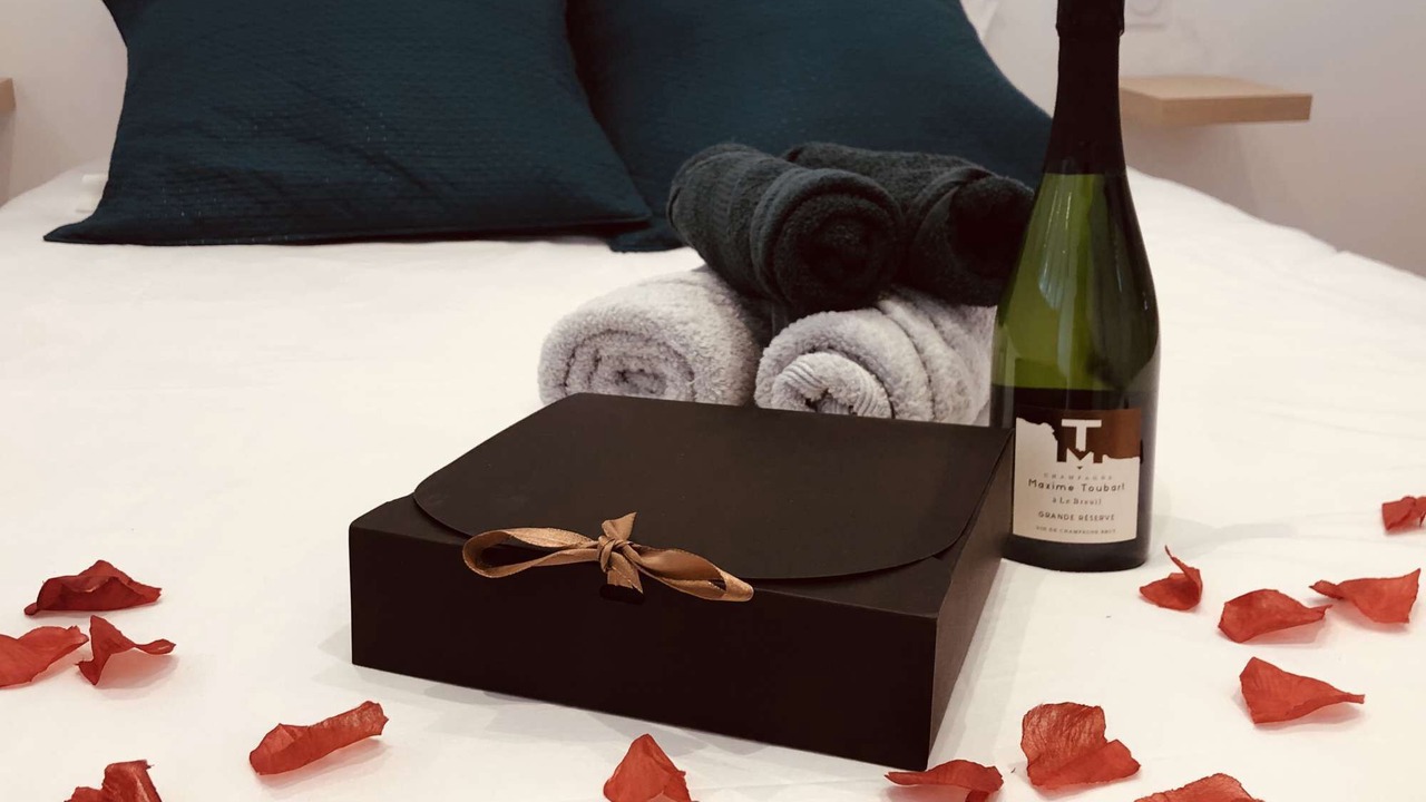 Photo of Bedroom in Collias