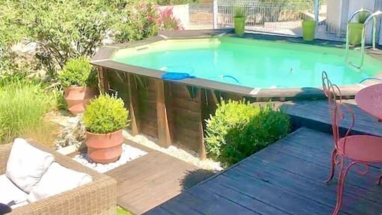 Photo of Outdoor in Collias