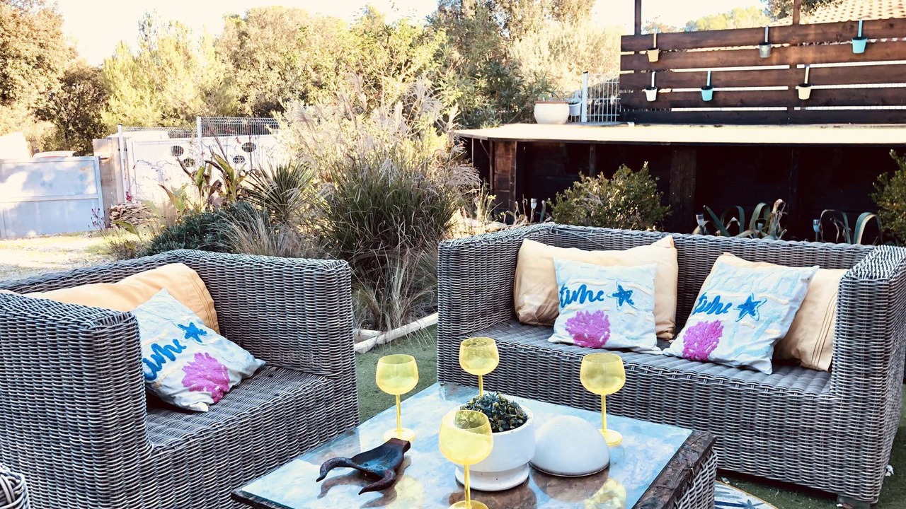 Photo of Outdoor in Collias