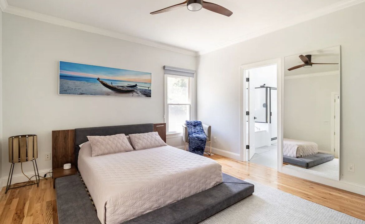 Photo of Bedroom in Lake Jeanette