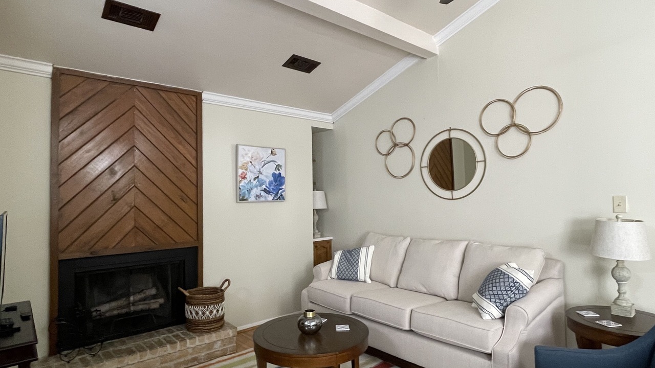 Photo of Livingroom in South Baton Rouge