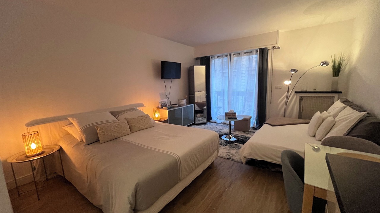 Photo of Bedroom in Faubourg-du-Roule