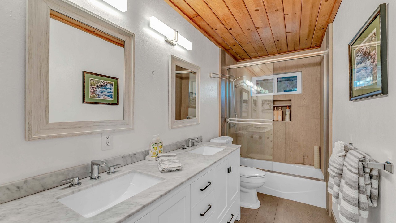 Photo of Bathroom in Tahoe Vista