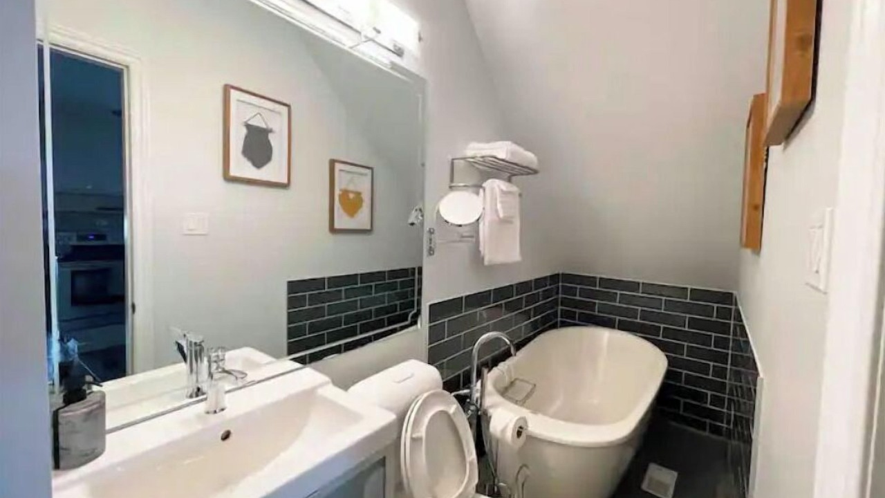 Photo of Bathroom in Thunder Bay