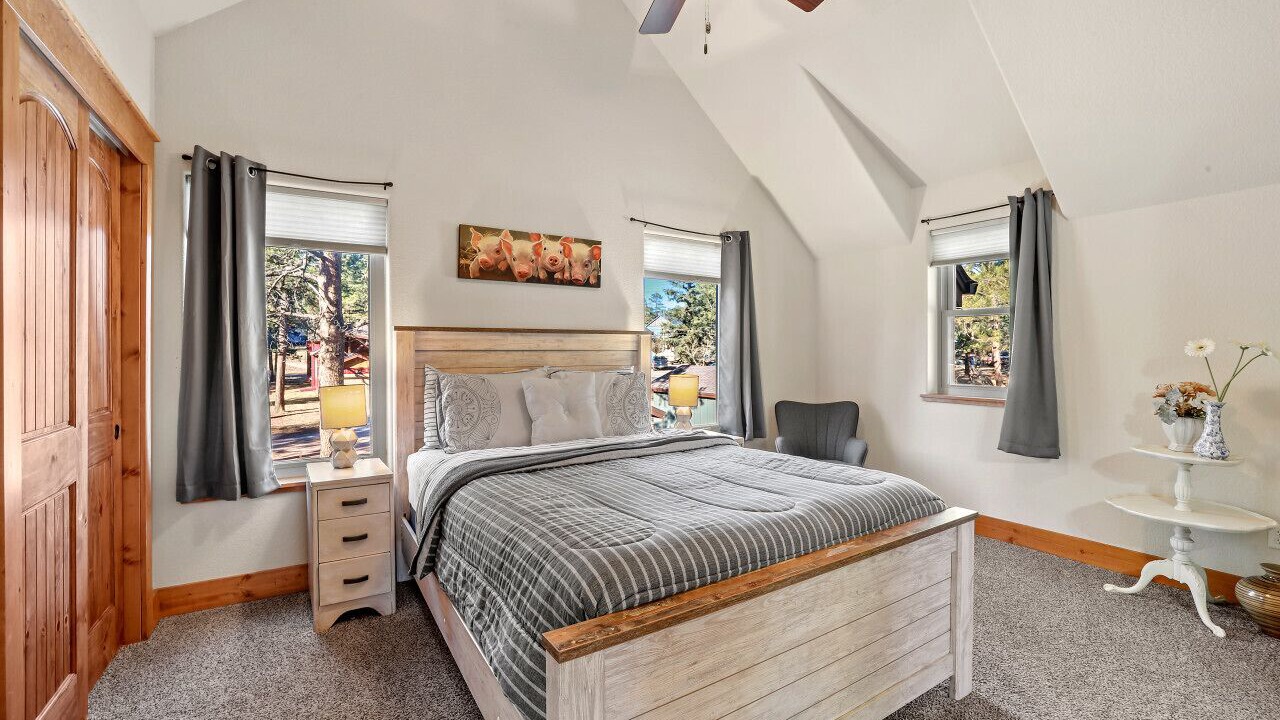 Photo of Bedroom in Woodland Park