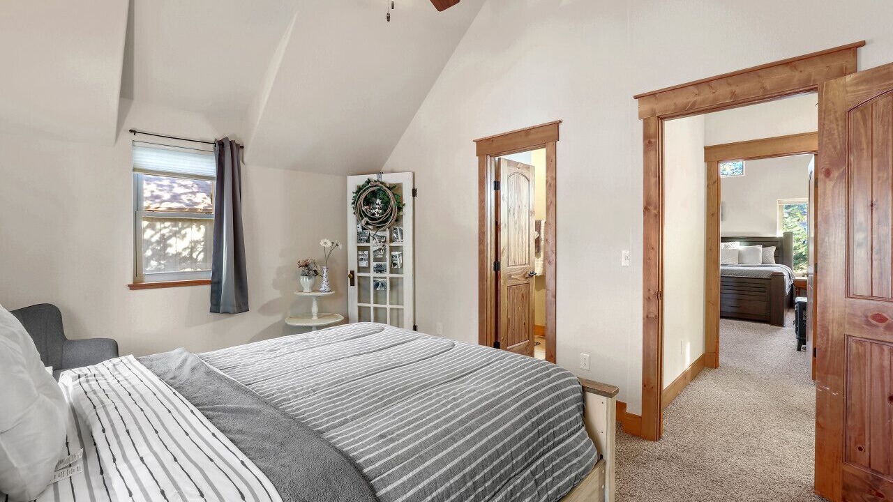 Photo of Bedroom in Woodland Park