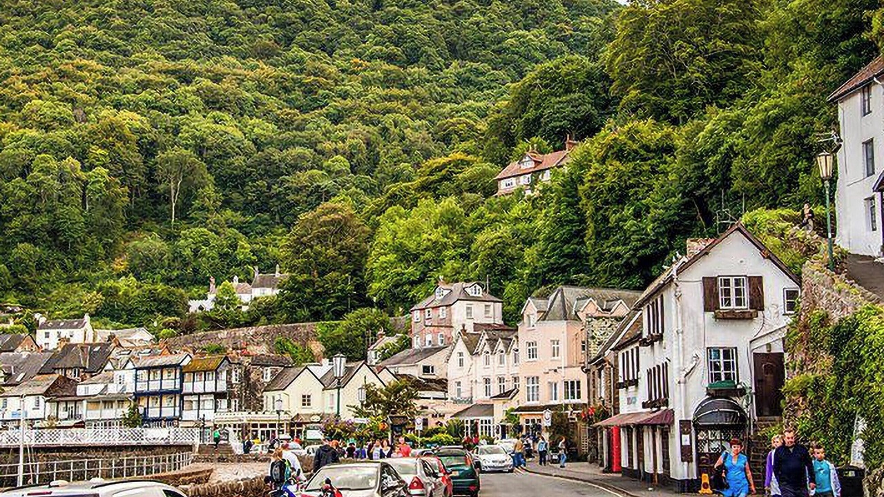 Photo of Others in Alcombe