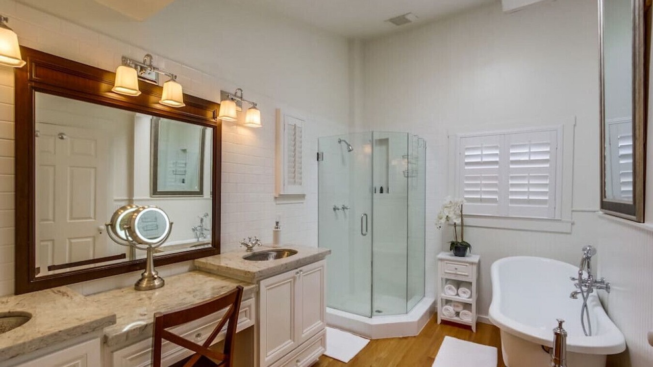 Photo of Bathroom in Hillcrest