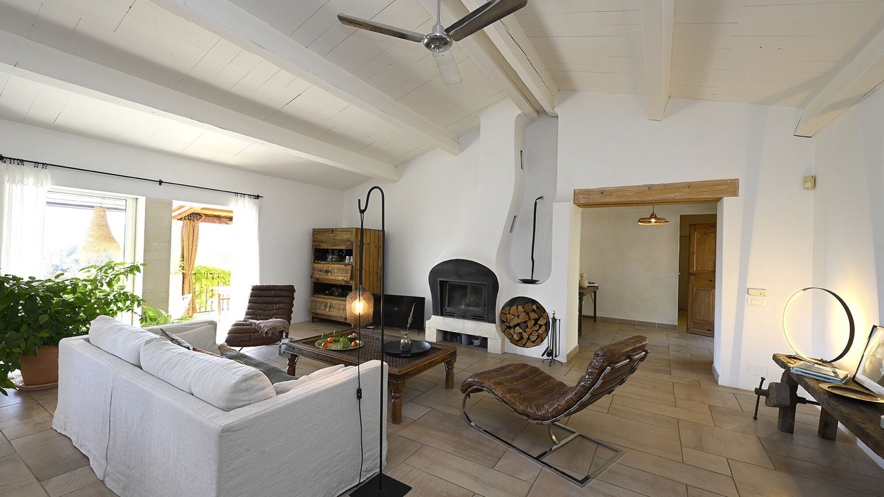 Photo of Livingroom in Gordes