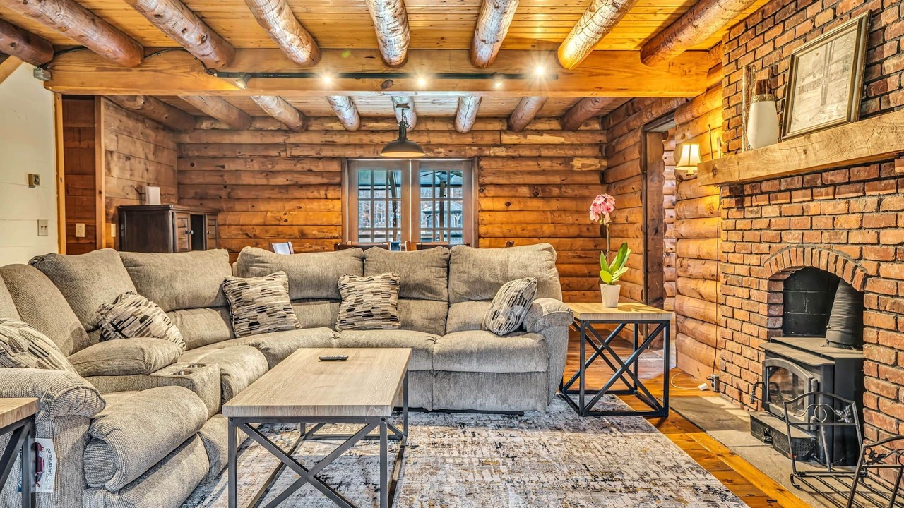 Photo of Livingroom in Mendon