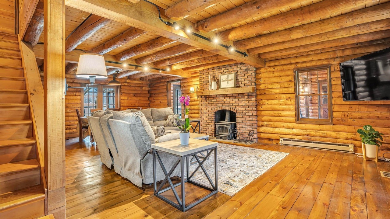 Photo of Livingroom in Mendon